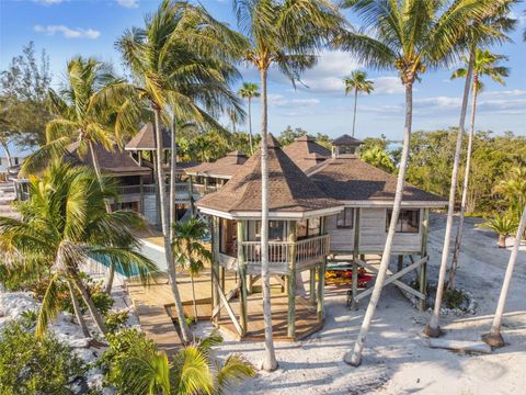 A home in LONGBOAT KEY