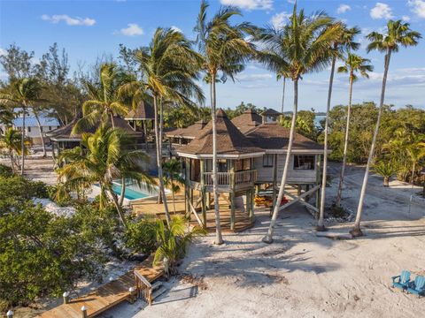 A home in LONGBOAT KEY