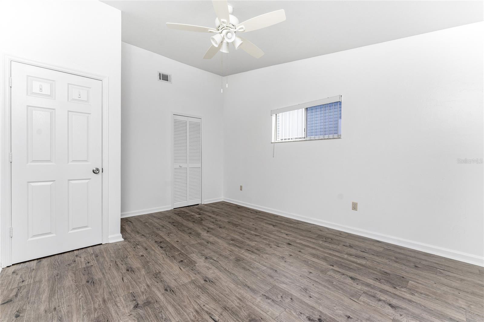 LOVELAND COURTYARDS PH 03 - Residential