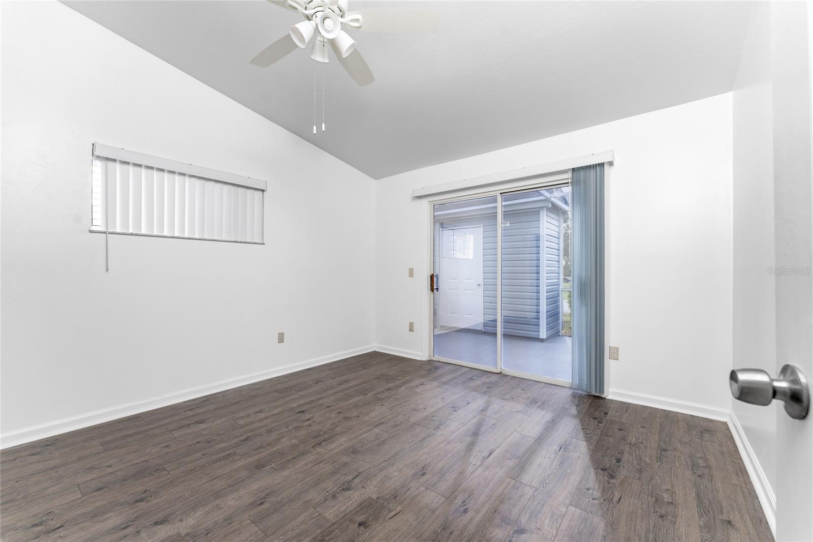 LOVELAND COURTYARDS PH 03 - Residential