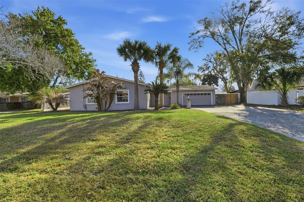 Photo of 1404 Stratford Road, Maitland, FL 32751 (MLS # O6387116)