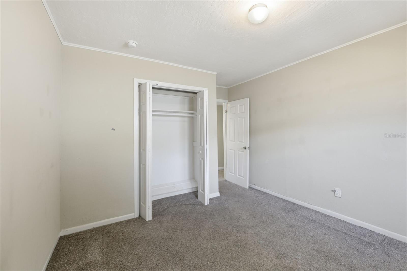 ENGLISH ESTATES UNIT 1 - Residential