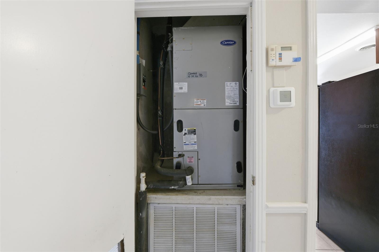 ENGLISH ESTATES UNIT 1 - Residential