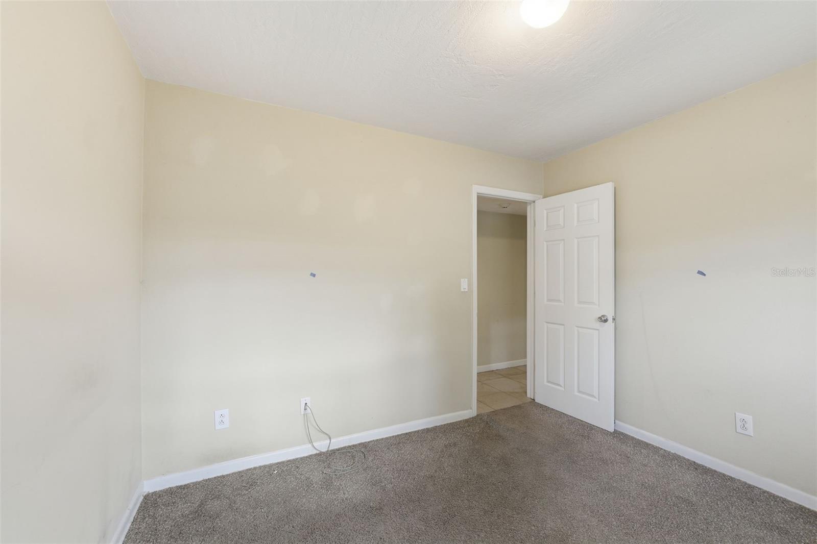 ENGLISH ESTATES UNIT 1 - Residential