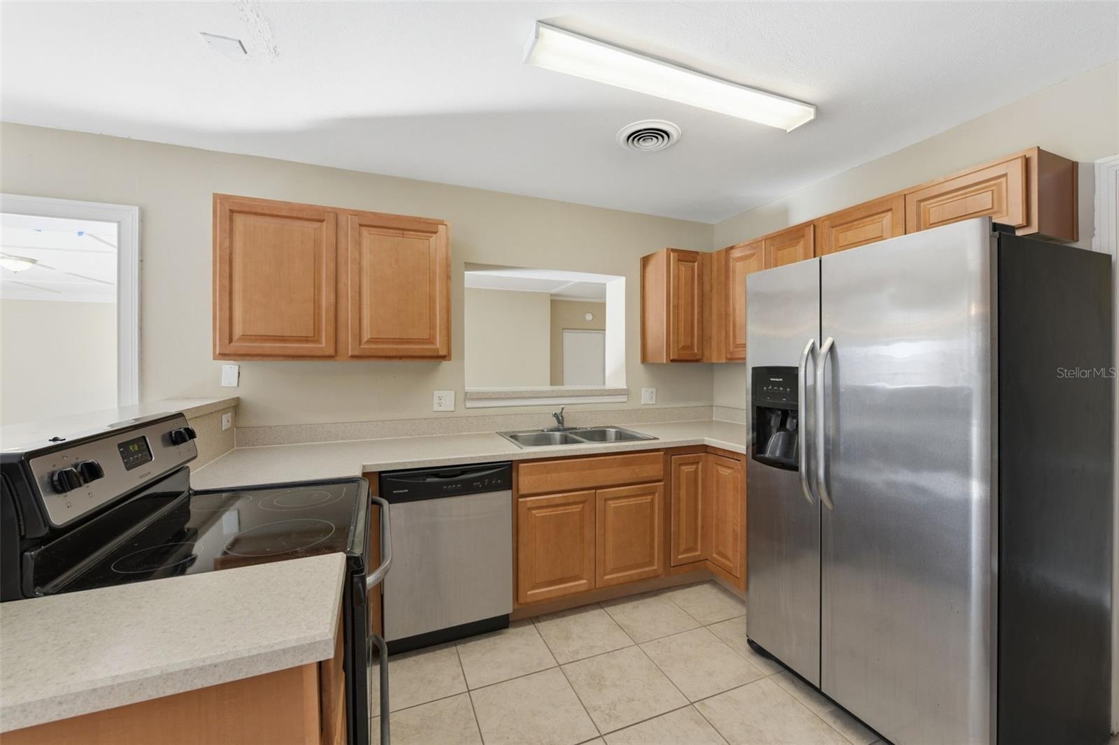 ENGLISH ESTATES UNIT 1 - Residential