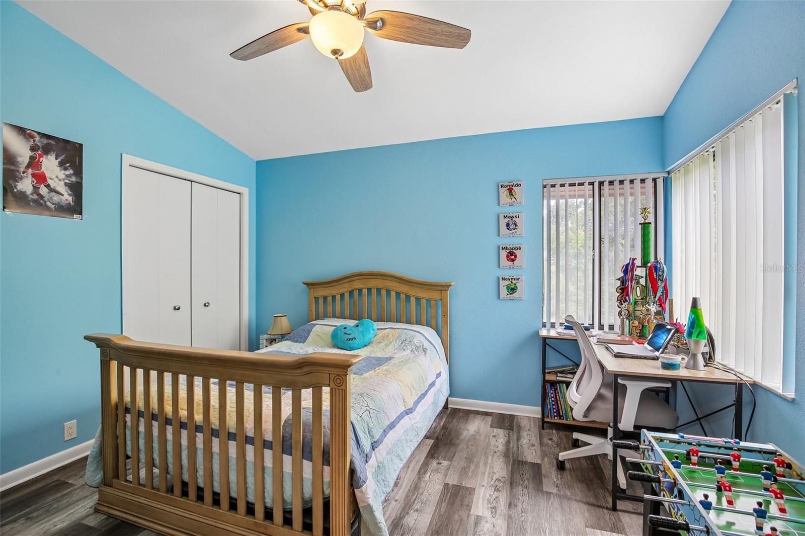 LANDMARK OAKS CONDO - Residential
