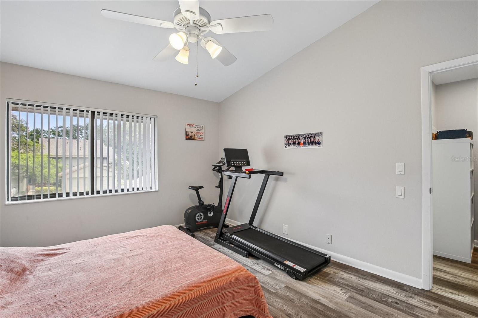 LANDMARK OAKS CONDO - Residential