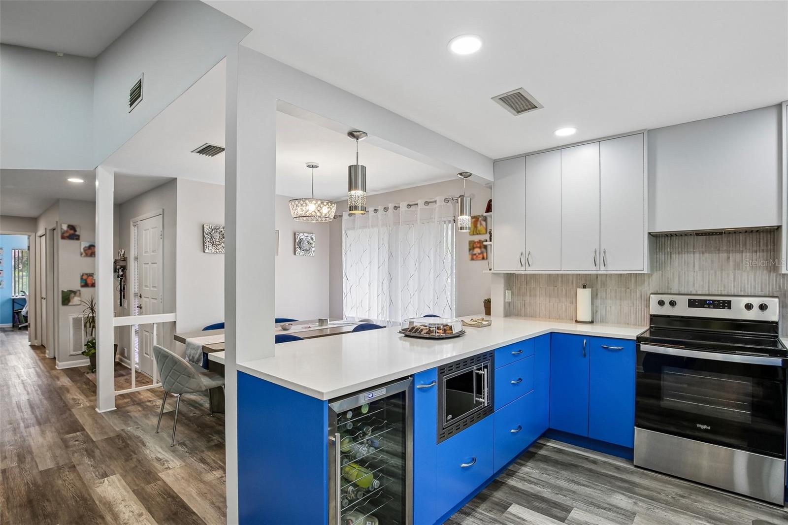 LANDMARK OAKS CONDO - Residential