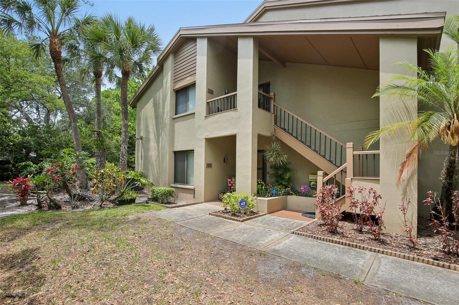 LANDMARK OAKS CONDO - Residential