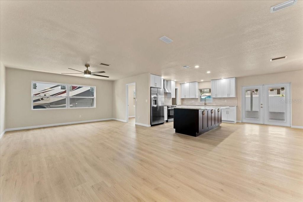 Photo of 928 59th Street W, Bradenton, FL 34209 (MLS # TB8417224)