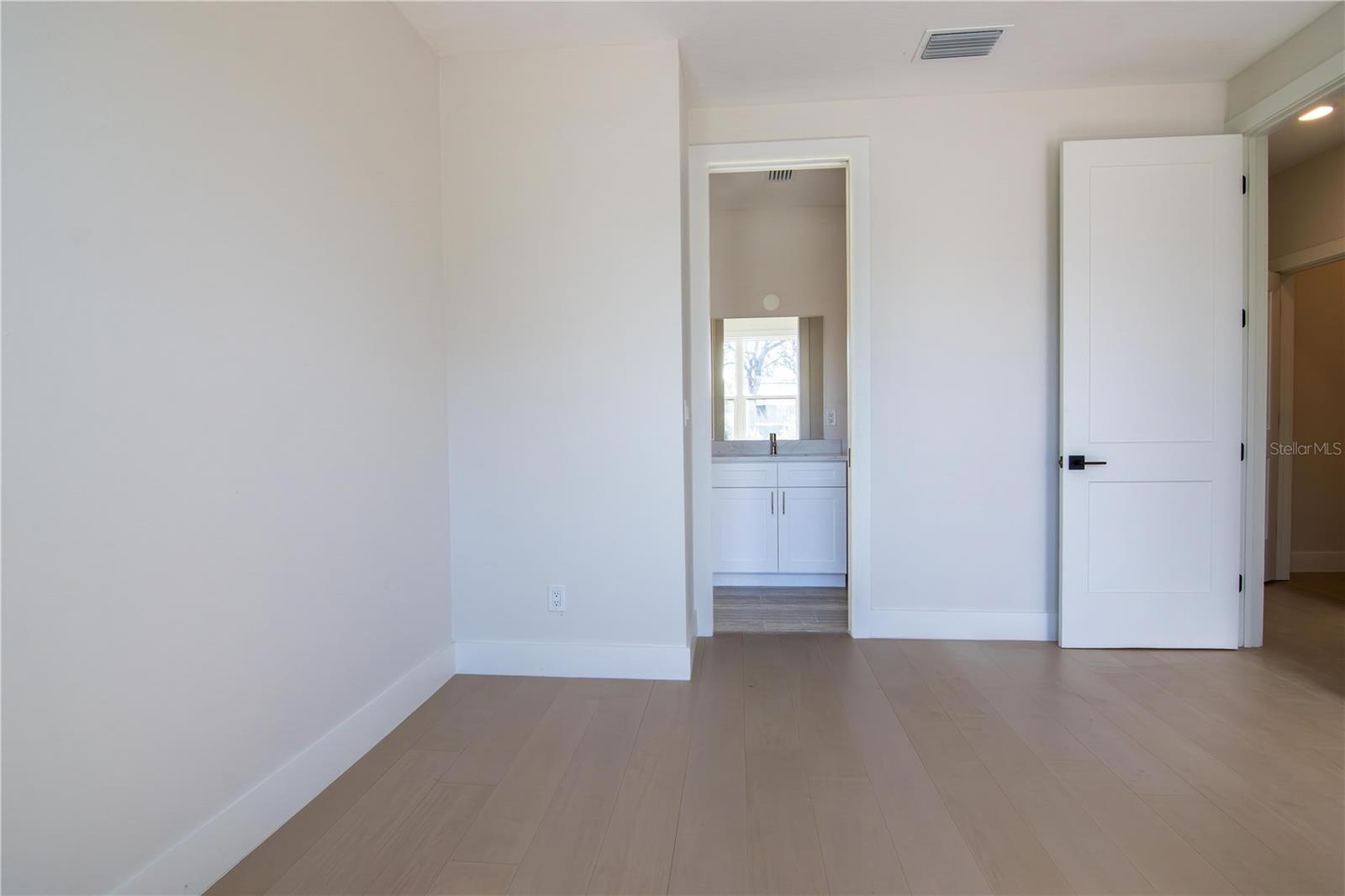 STRUM PLACE - Residential