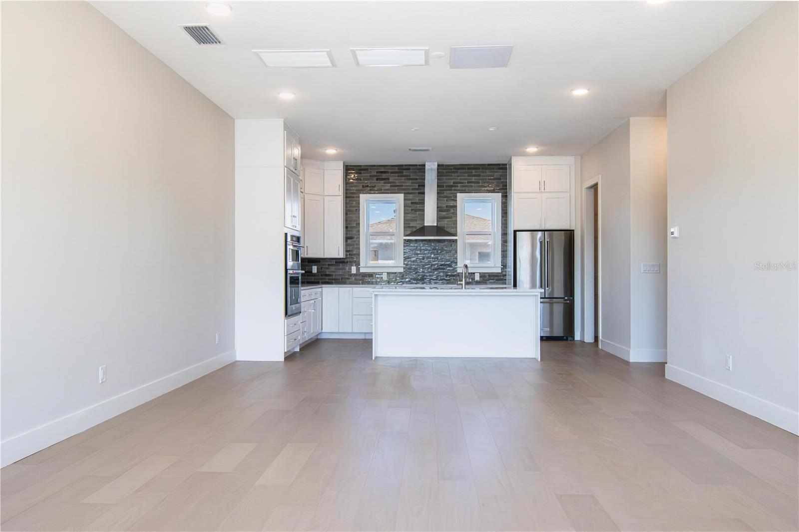 STRUM PLACE - Residential