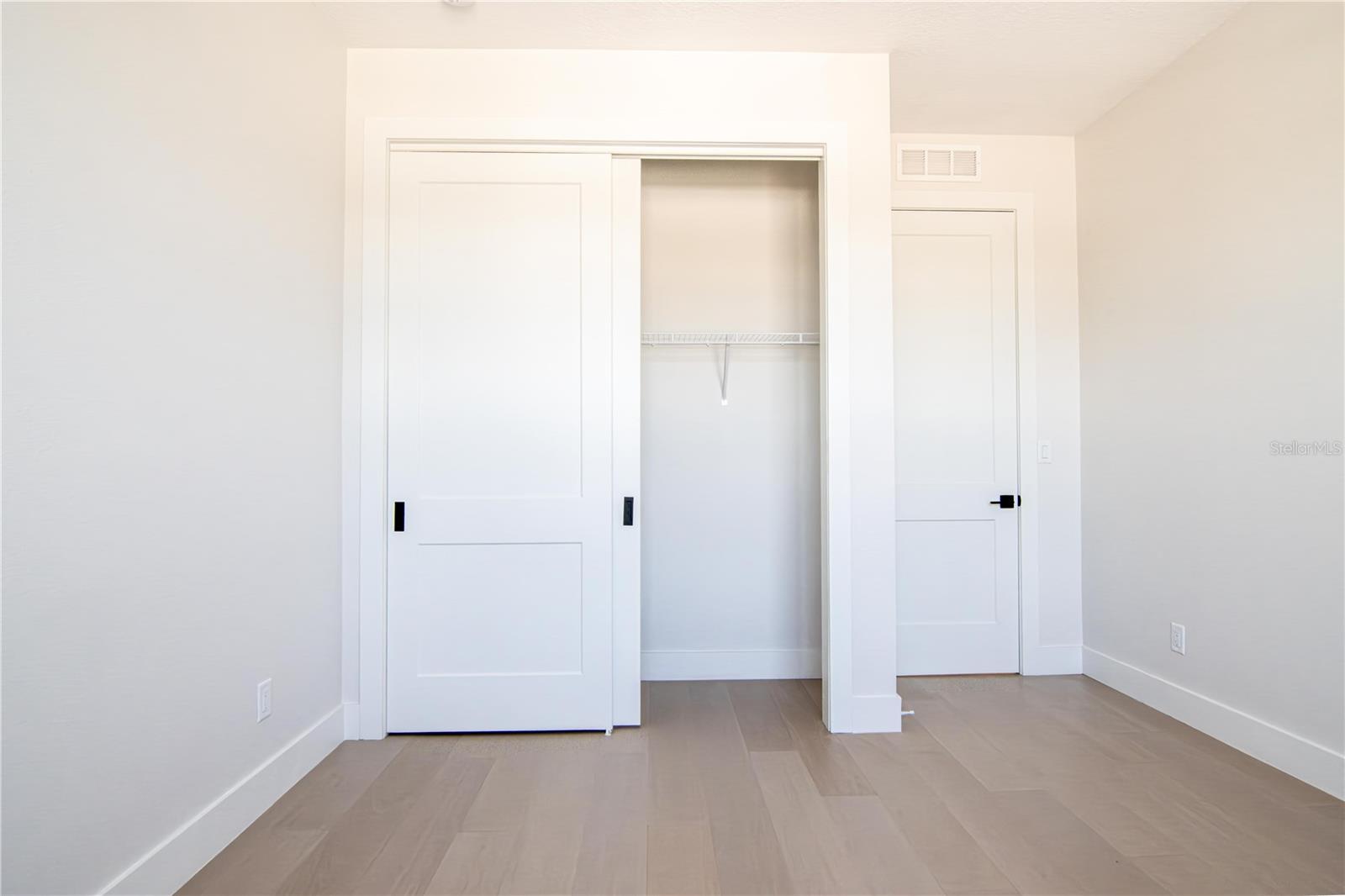 STRUM PLACE - Residential