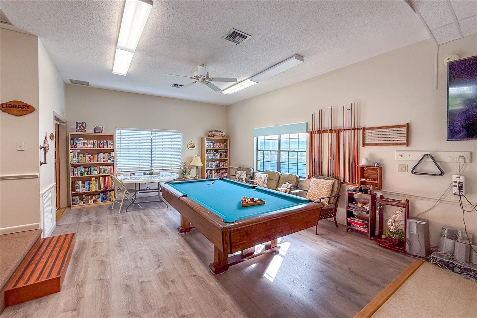 RIDGEWOOD MEADOWS PH I - Residential