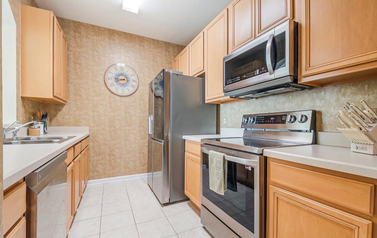 HORIZONS/STONERIDGE PLACE PH 03 - Residential