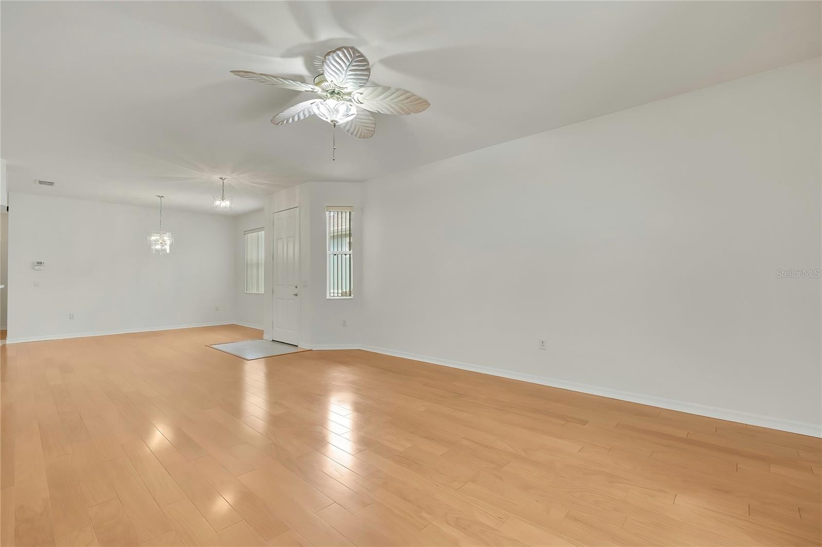 GROVES PH 02 - Residential