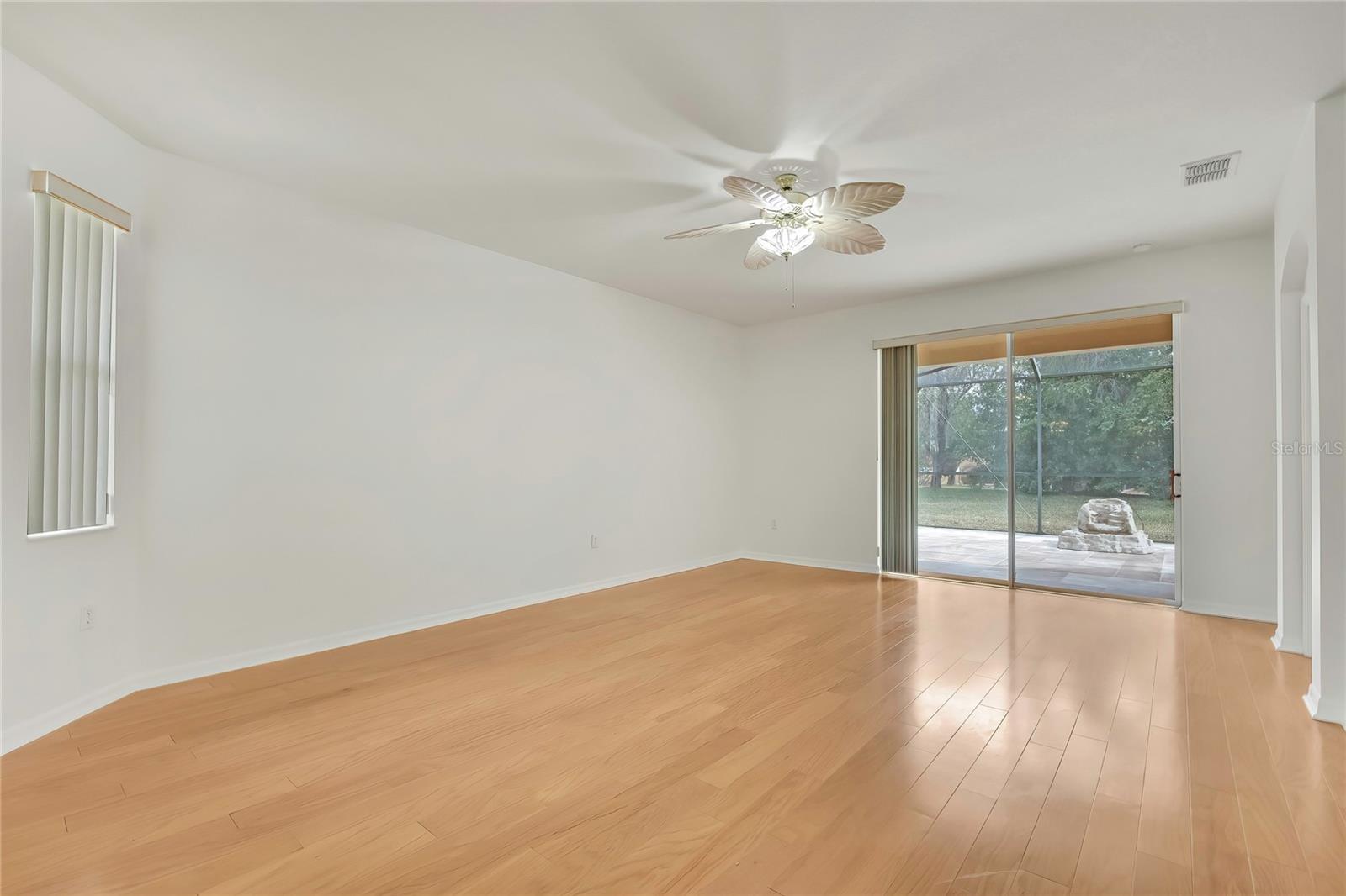 GROVES PH 02 - Residential