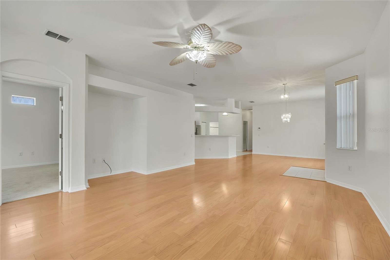 GROVES PH 02 - Residential