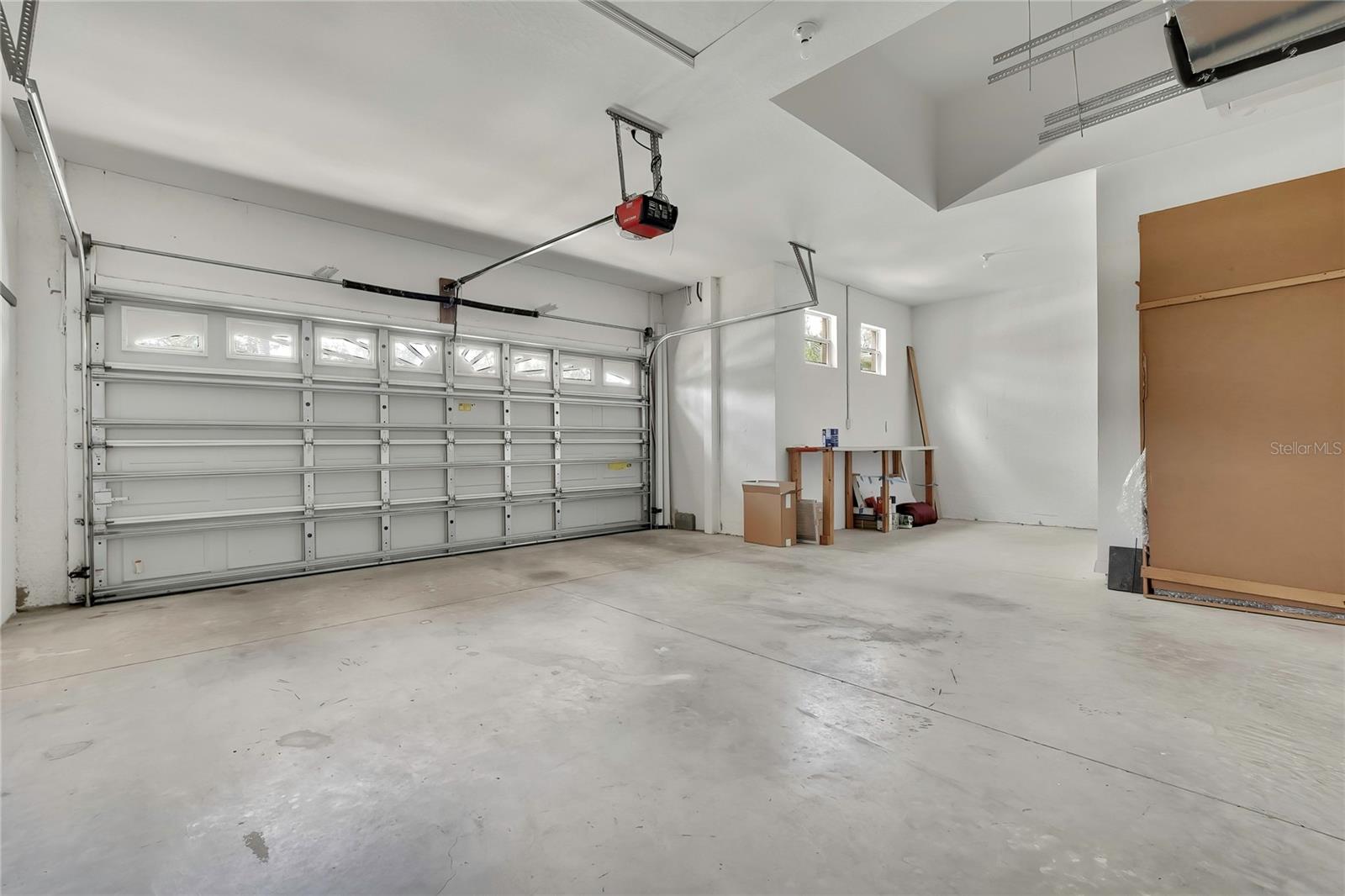 GROVES PH 02 - Residential