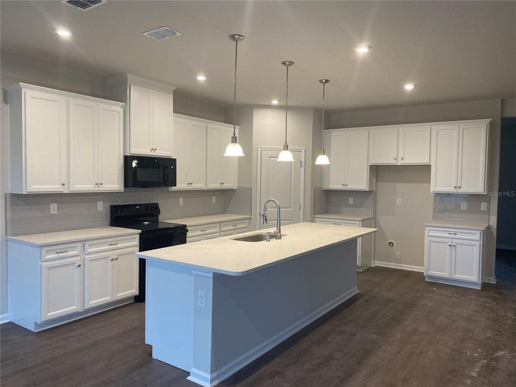 Photo of 5932 Riverfront Way, Saint Cloud, FL 34771 (MLS # W7879132)