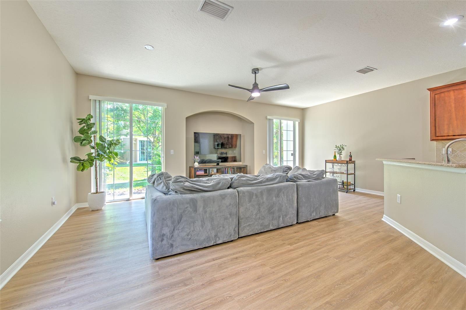6782 BREEZY PALM DRIVE