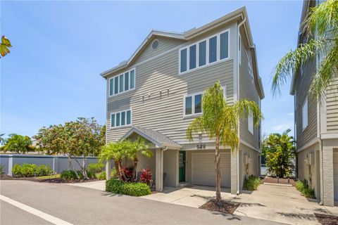 Photo of 528 Forest Way, Longboat Key, FL 34228 (MLS # A4695863)