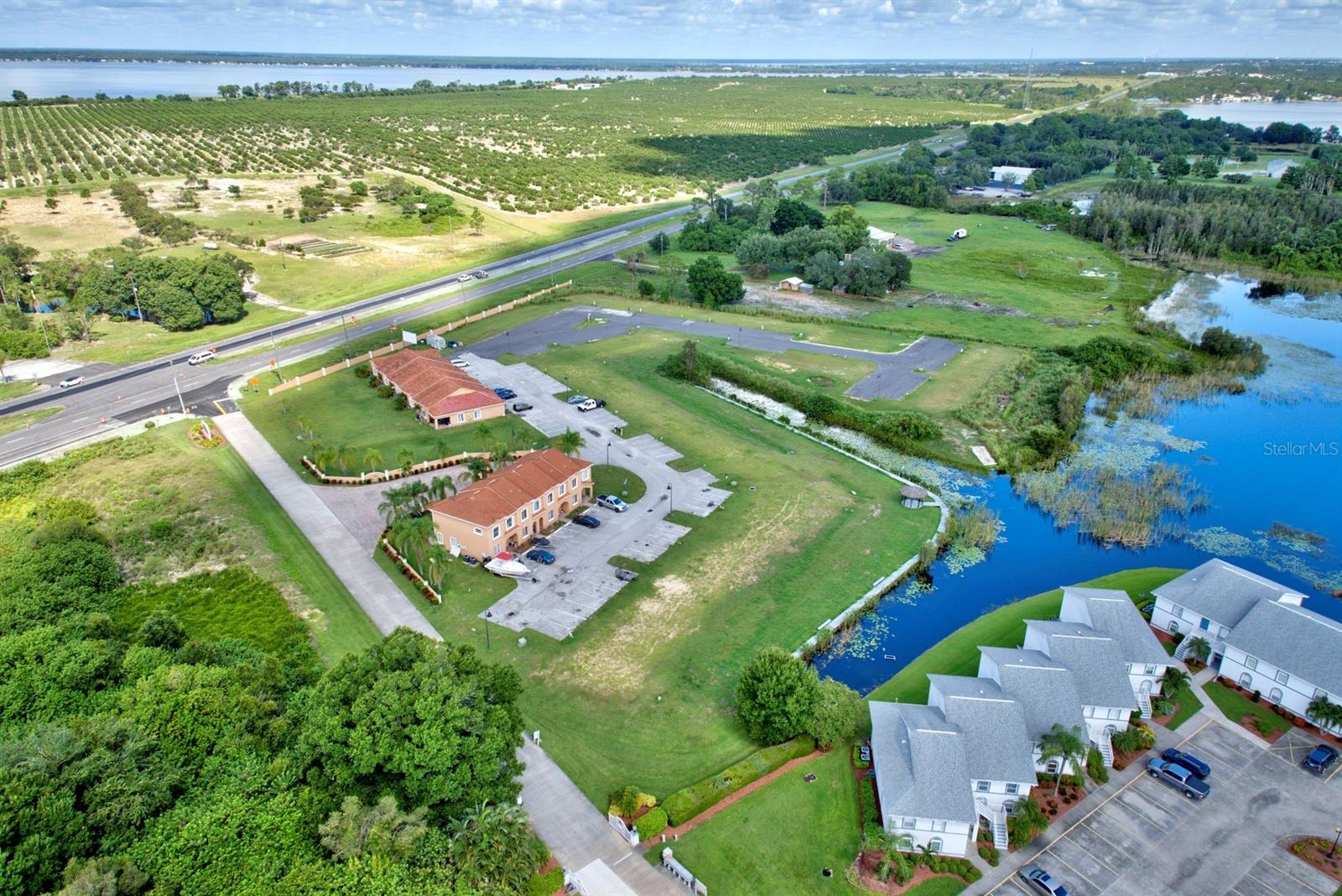 AN IRREG 4.197 ACRE TRACT BEING 182 FT ALONG NELY - Residential Income