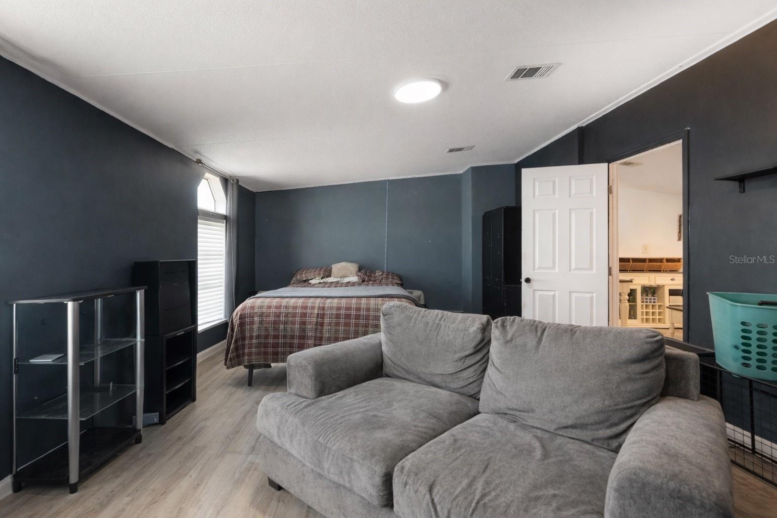 LAKEWOOD ACRES SUB - Residential