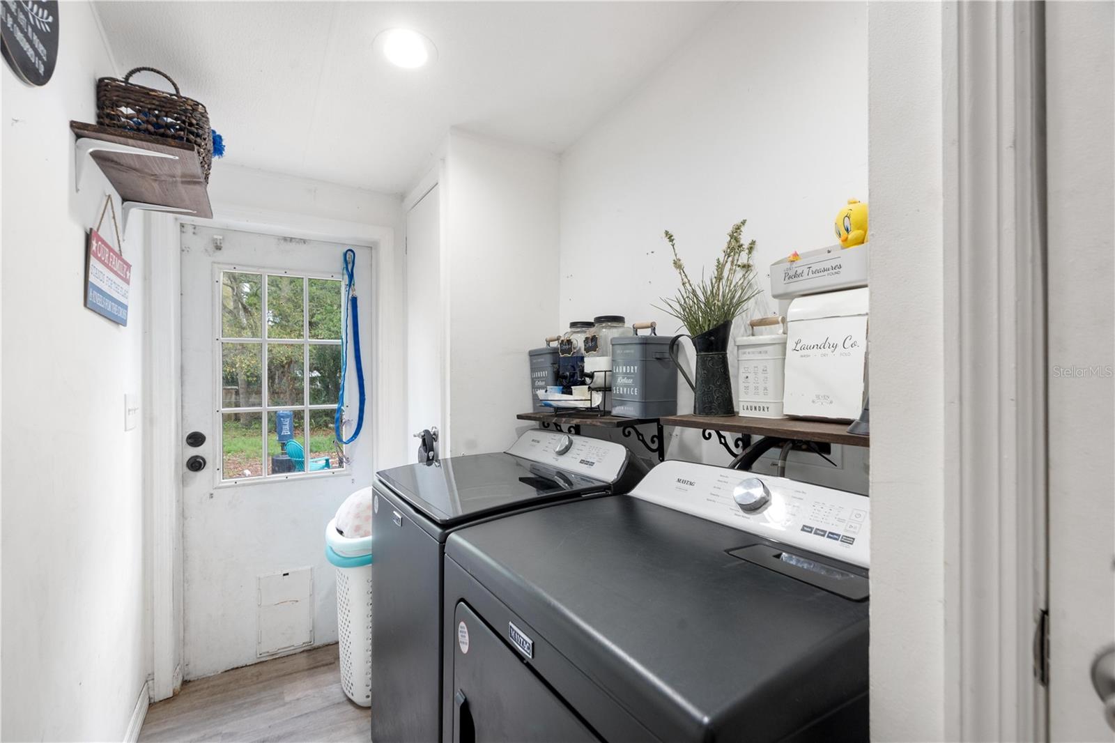 LAKEWOOD ACRES SUB - Residential