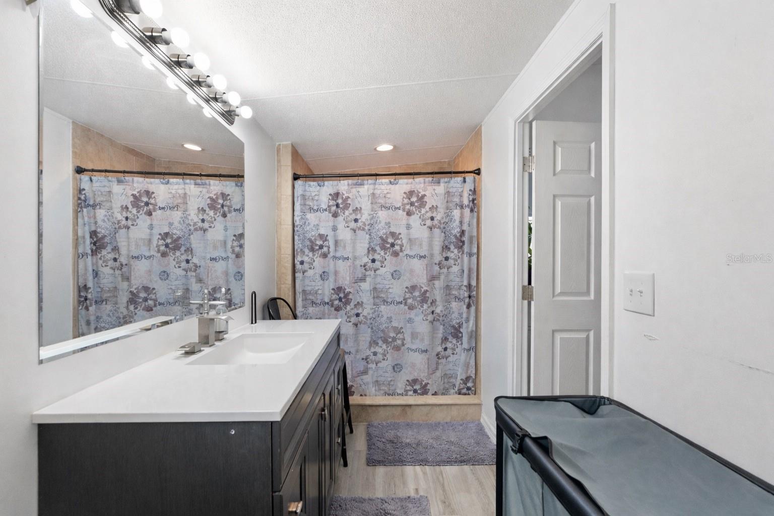 LAKEWOOD ACRES SUB - Residential