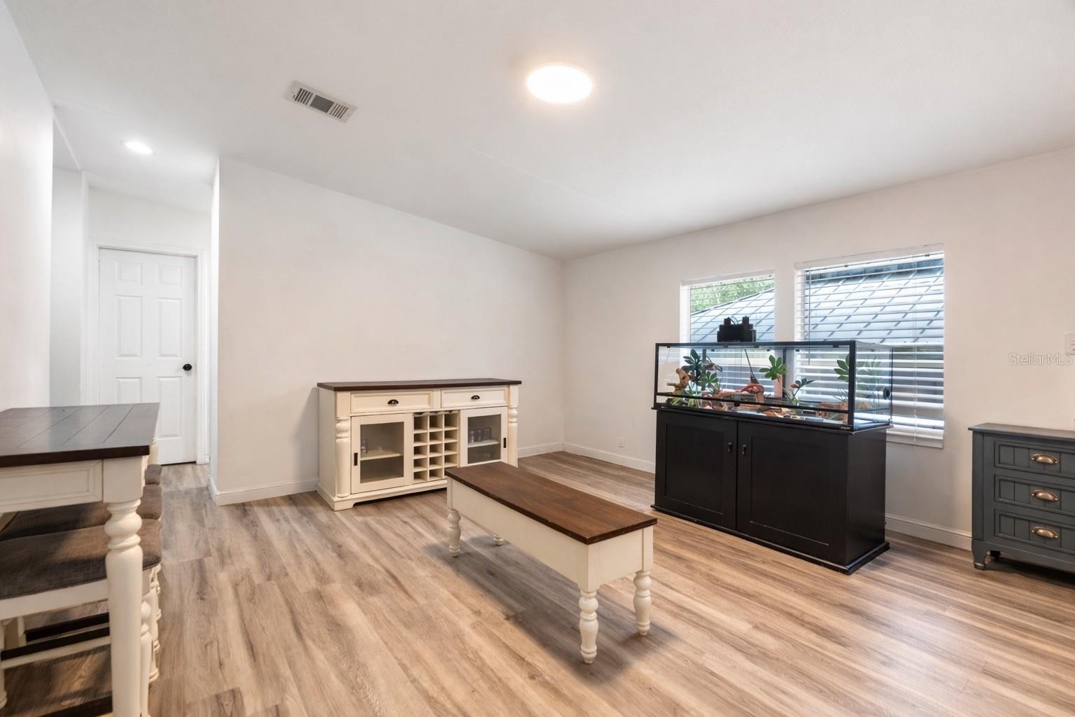 LAKEWOOD ACRES SUB - Residential