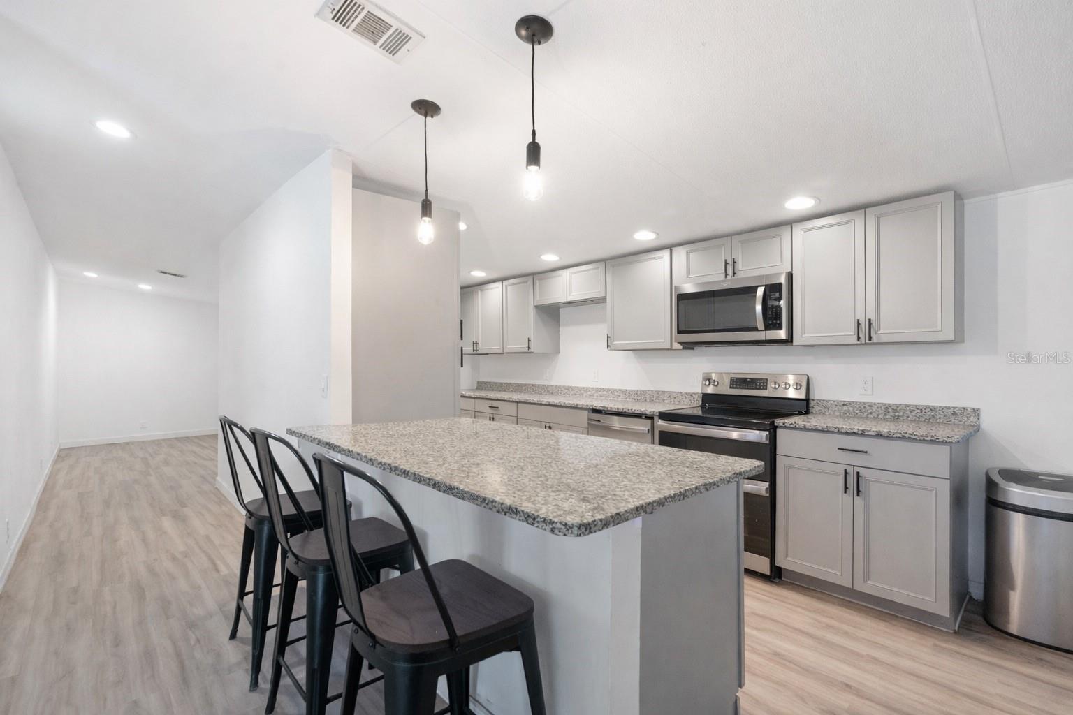 LAKEWOOD ACRES SUB - Residential