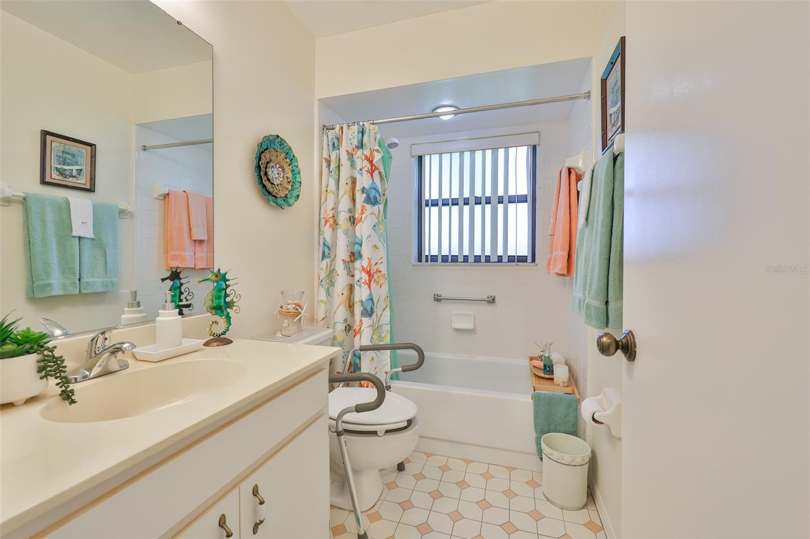 LANCASTER III CONDO - Residential