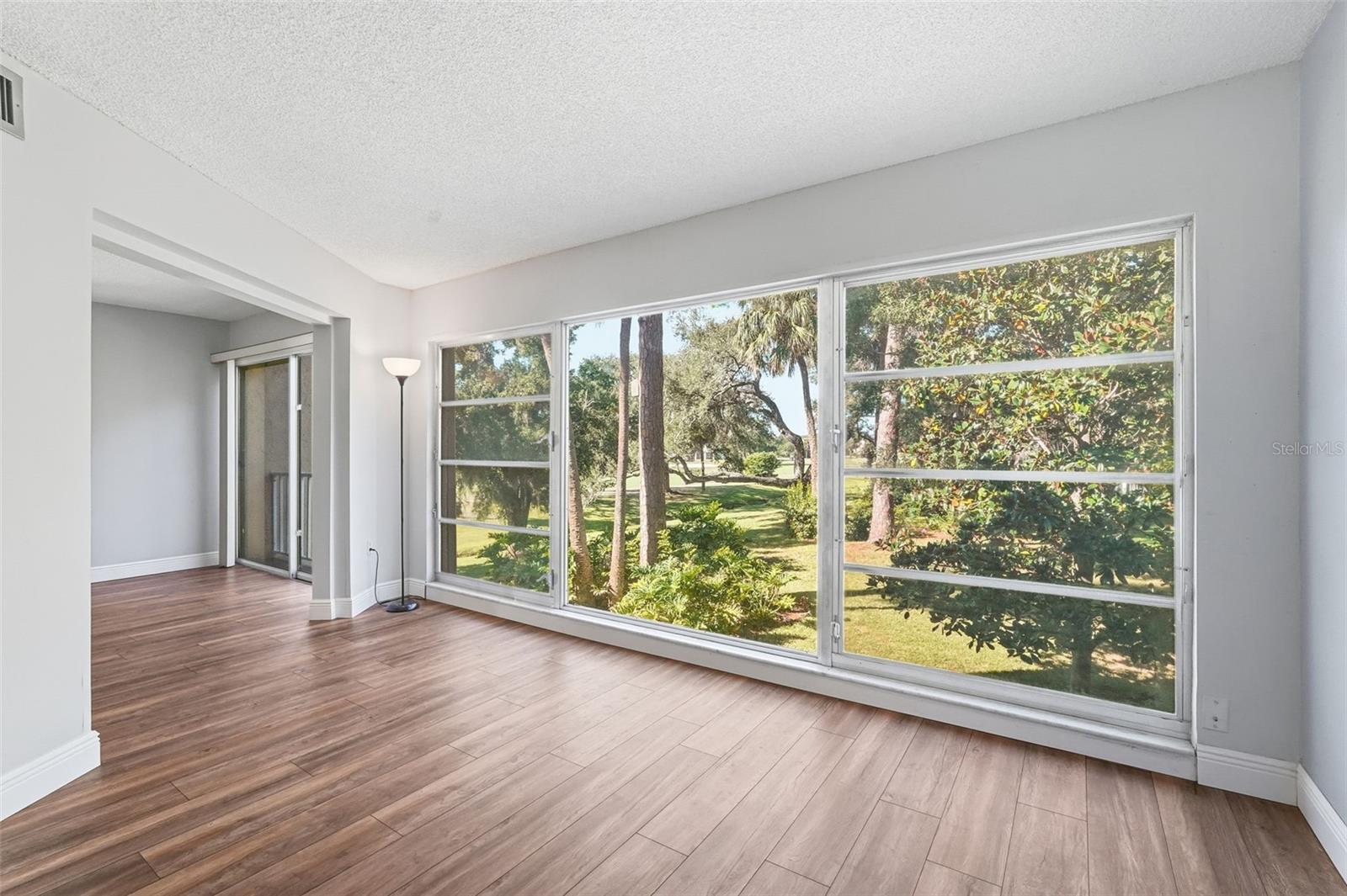 PENTHOUSE GREENS - Residential