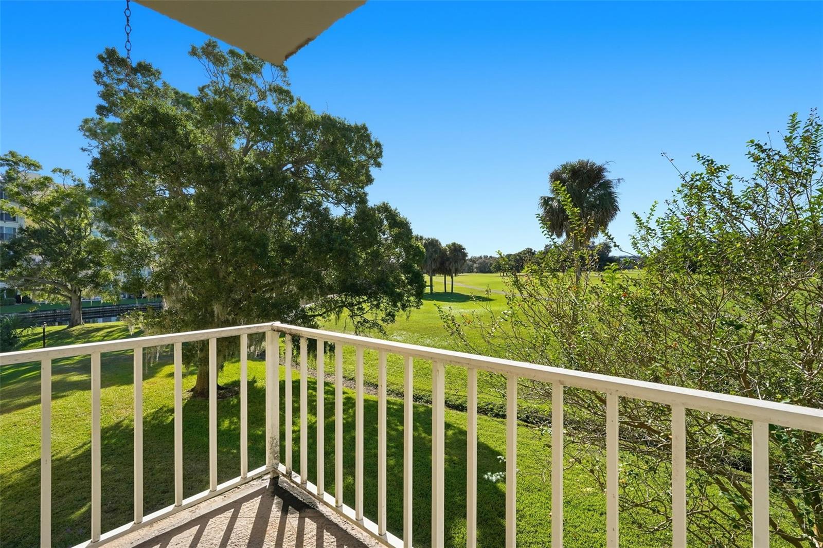 PENTHOUSE GREENS - Residential