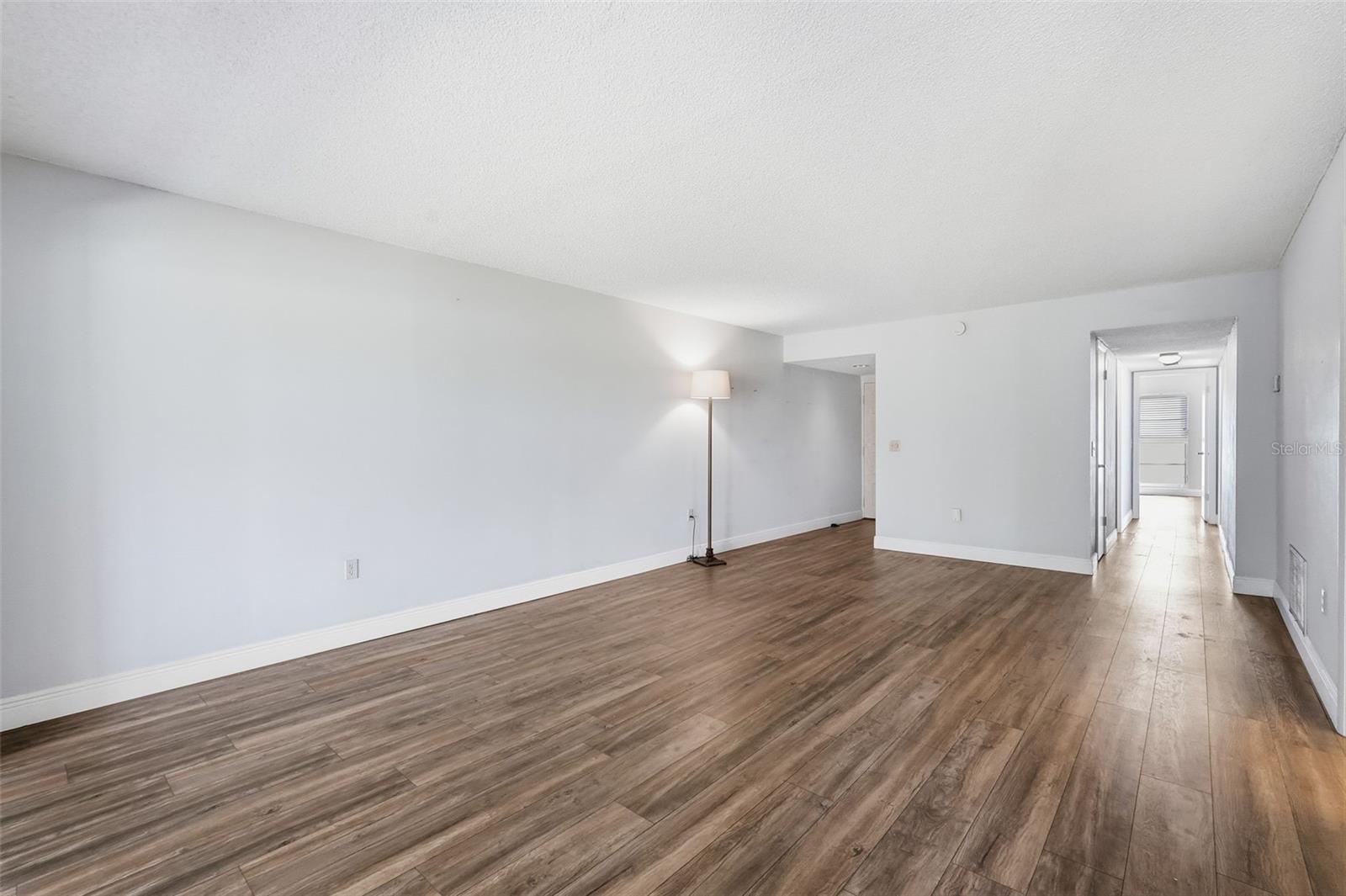 PENTHOUSE GREENS - Residential