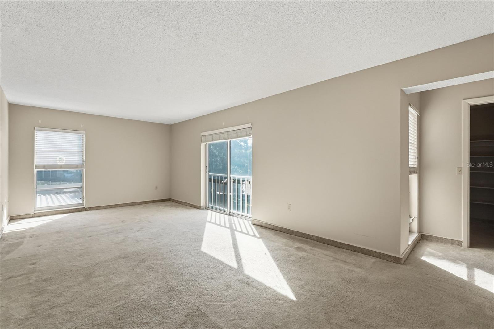 PENTHOUSE GREENS - Residential
