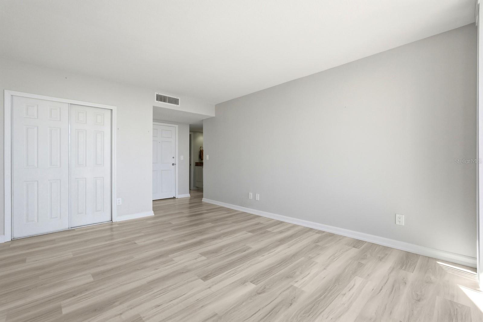 ALIKI CONDO - Residential