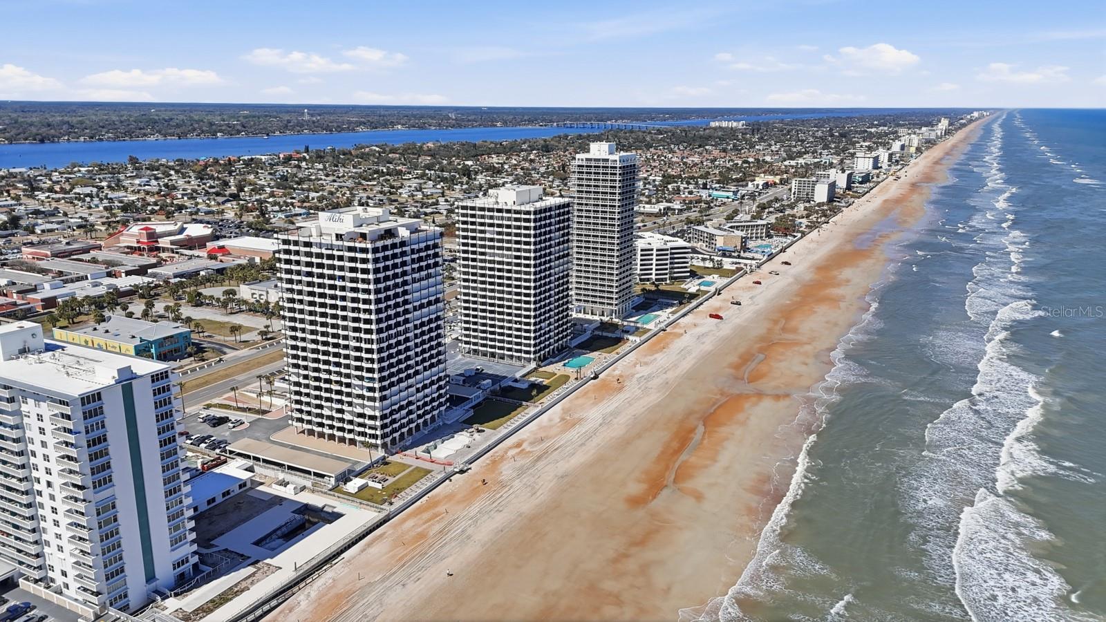 ALIKI CONDO - Residential