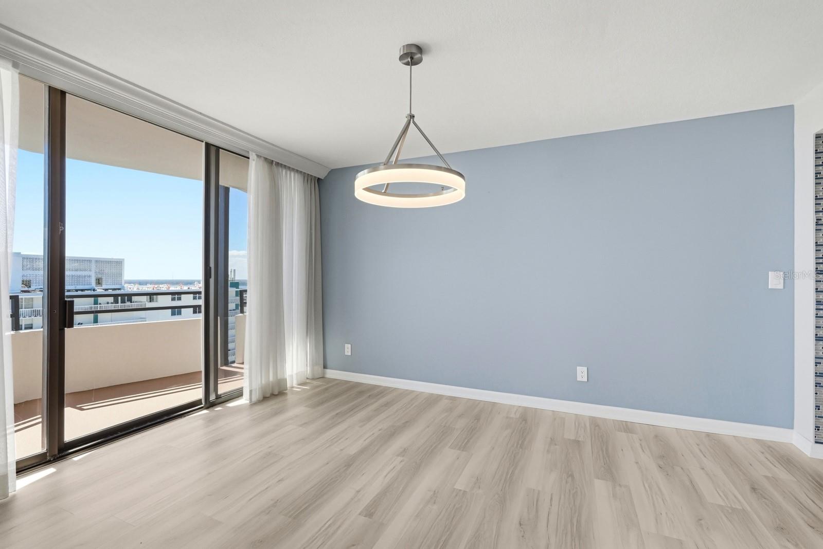 ALIKI CONDO - Residential