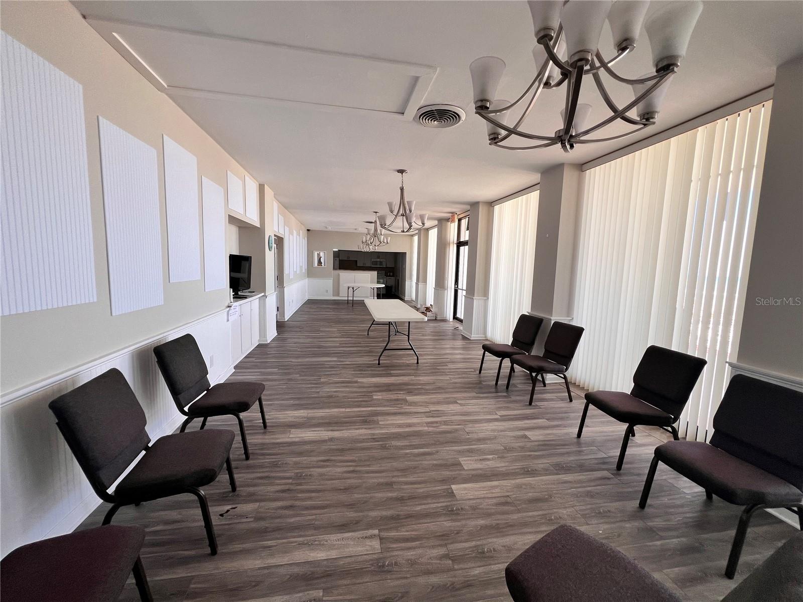 ALIKI CONDO - Residential