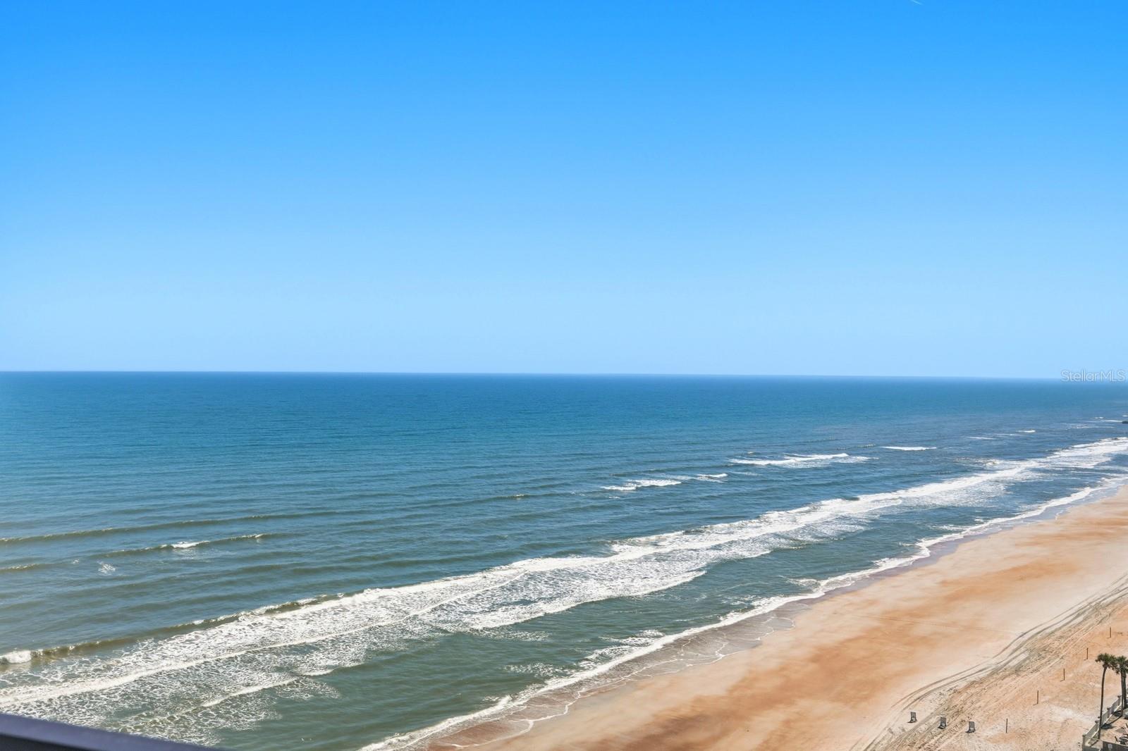 ALIKI CONDO - Residential