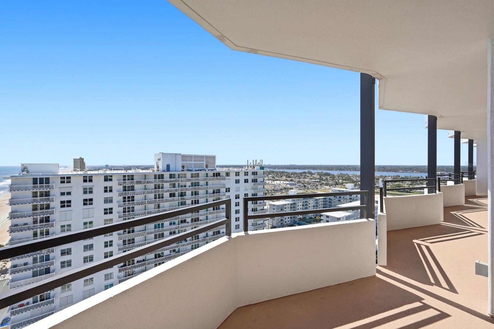 ALIKI CONDO - Residential