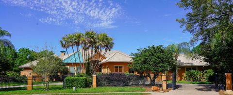 Single Family Residence in LUTZ FL 17108 TIFFANY LAKE PLACE.jpg