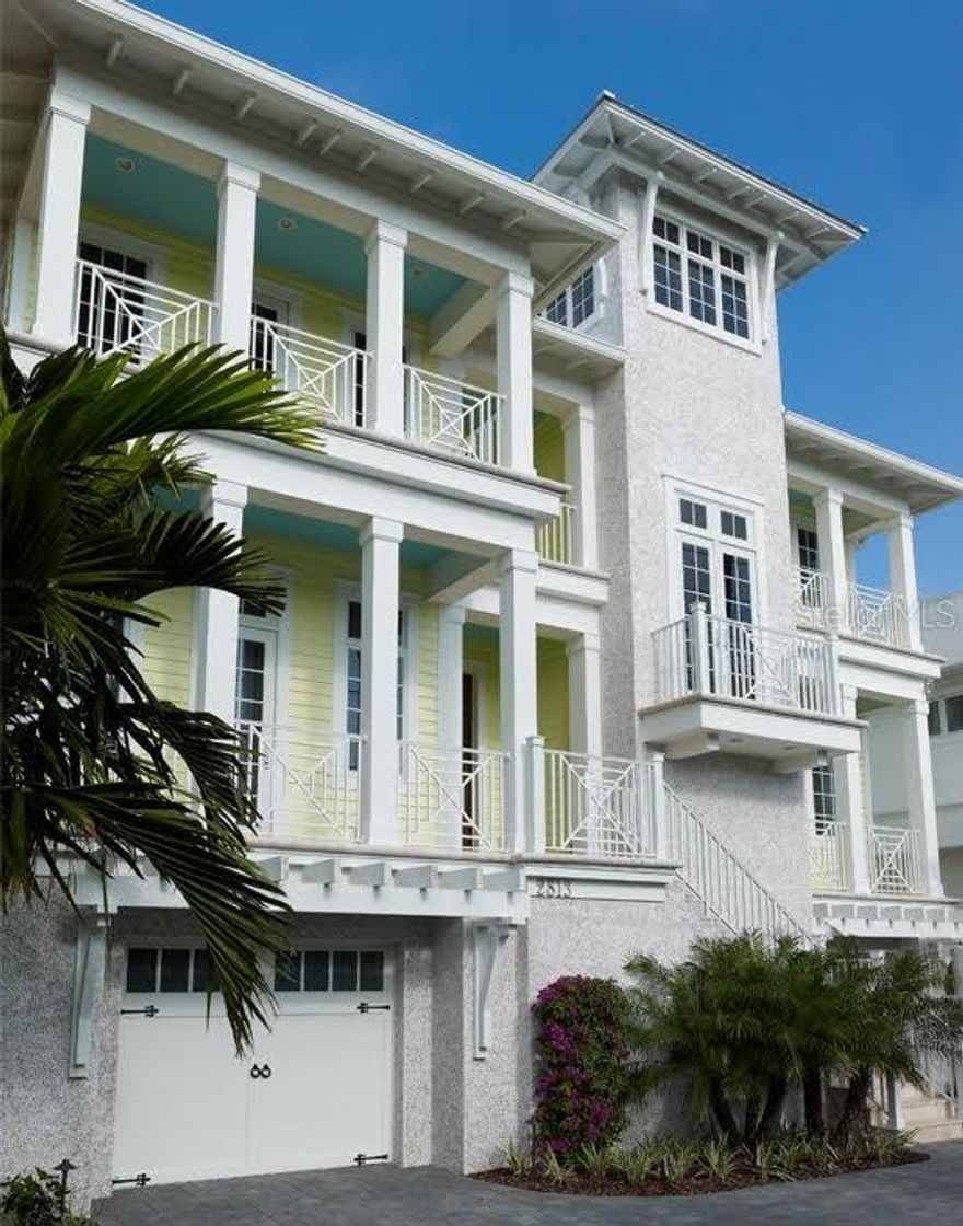 STUNNING HOME WITH A VIEW THAT WONT QUIT.