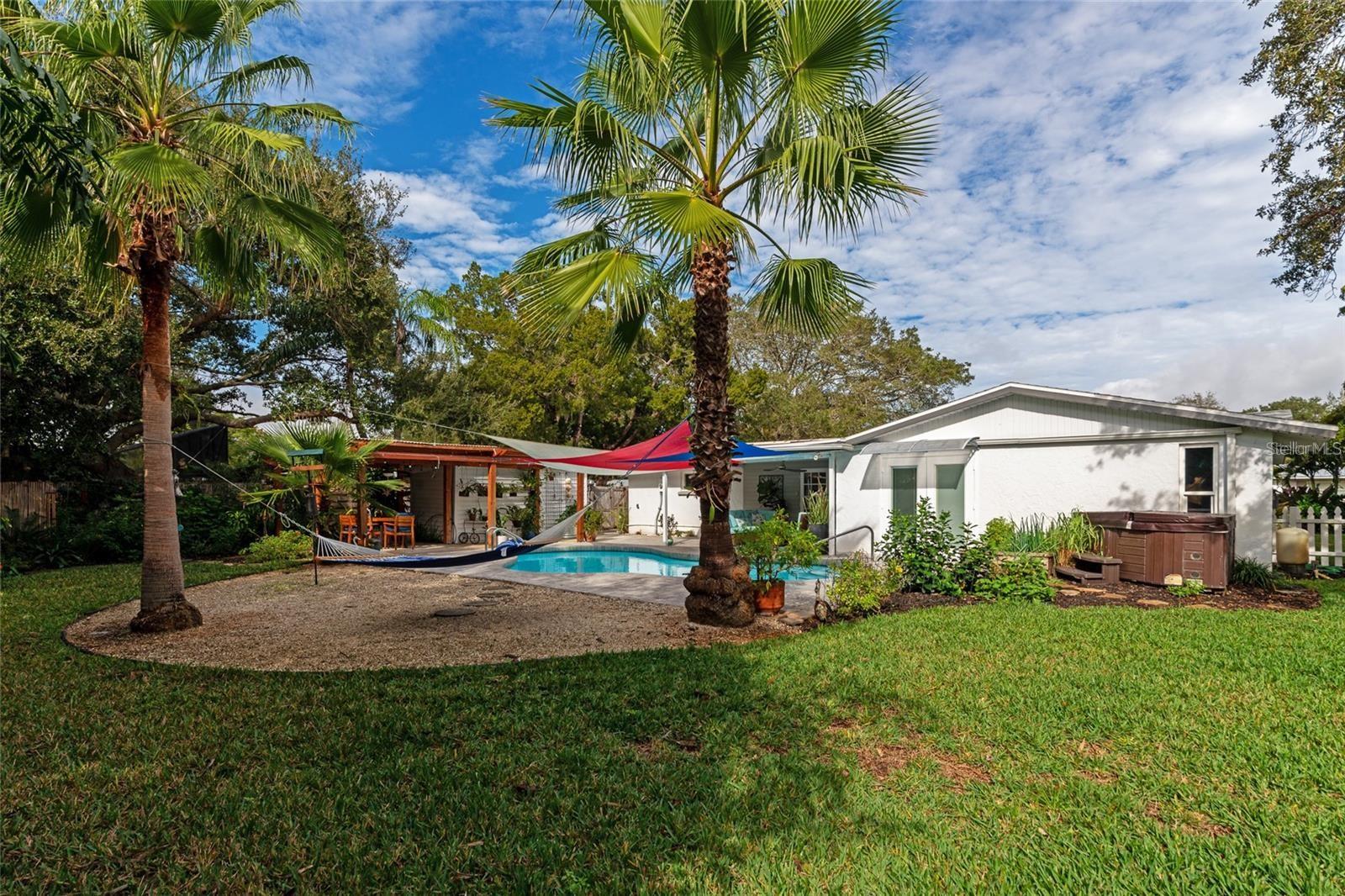 RIDGEWOOD - Residential