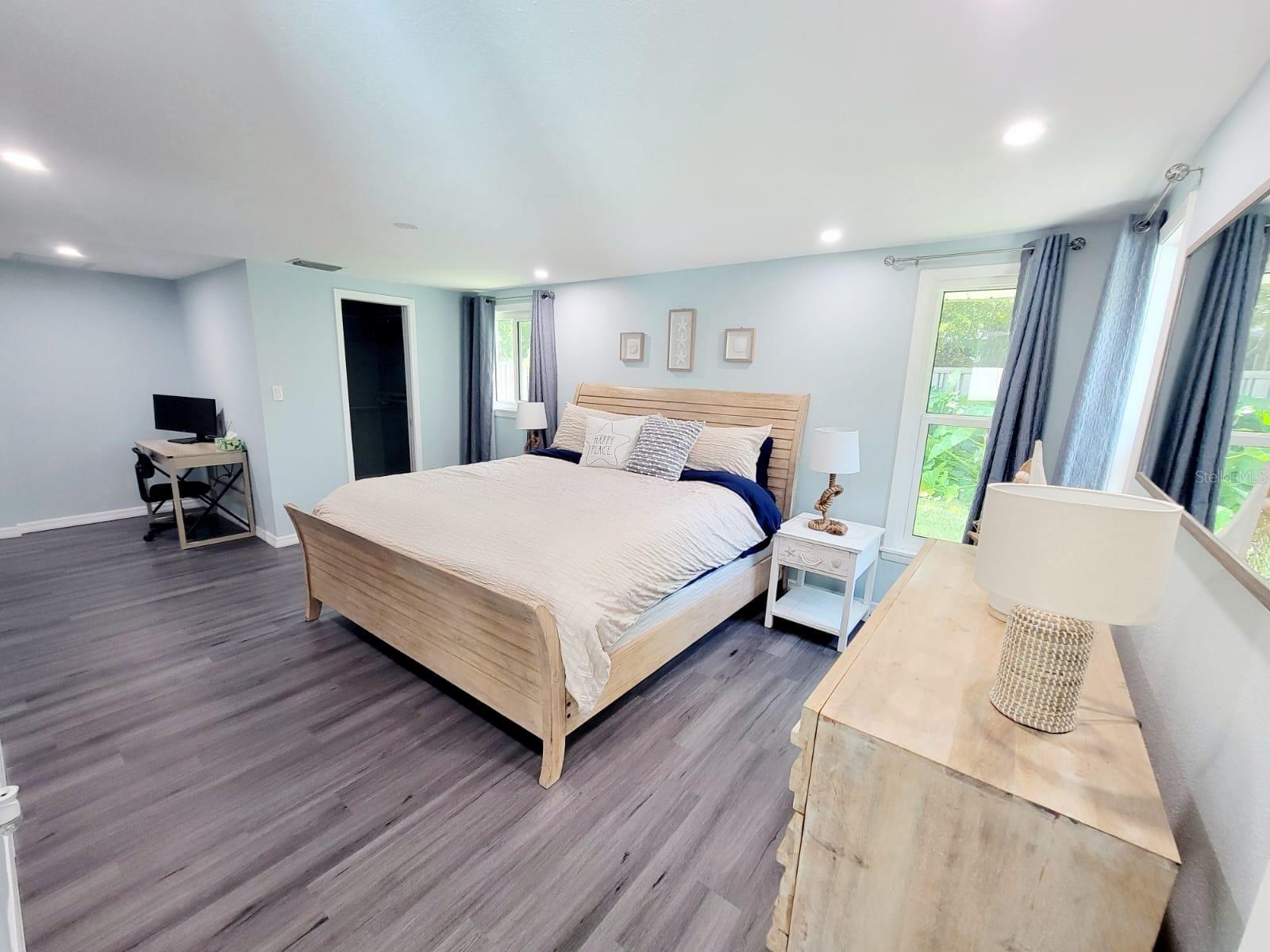 RIDGEWOOD - Residential