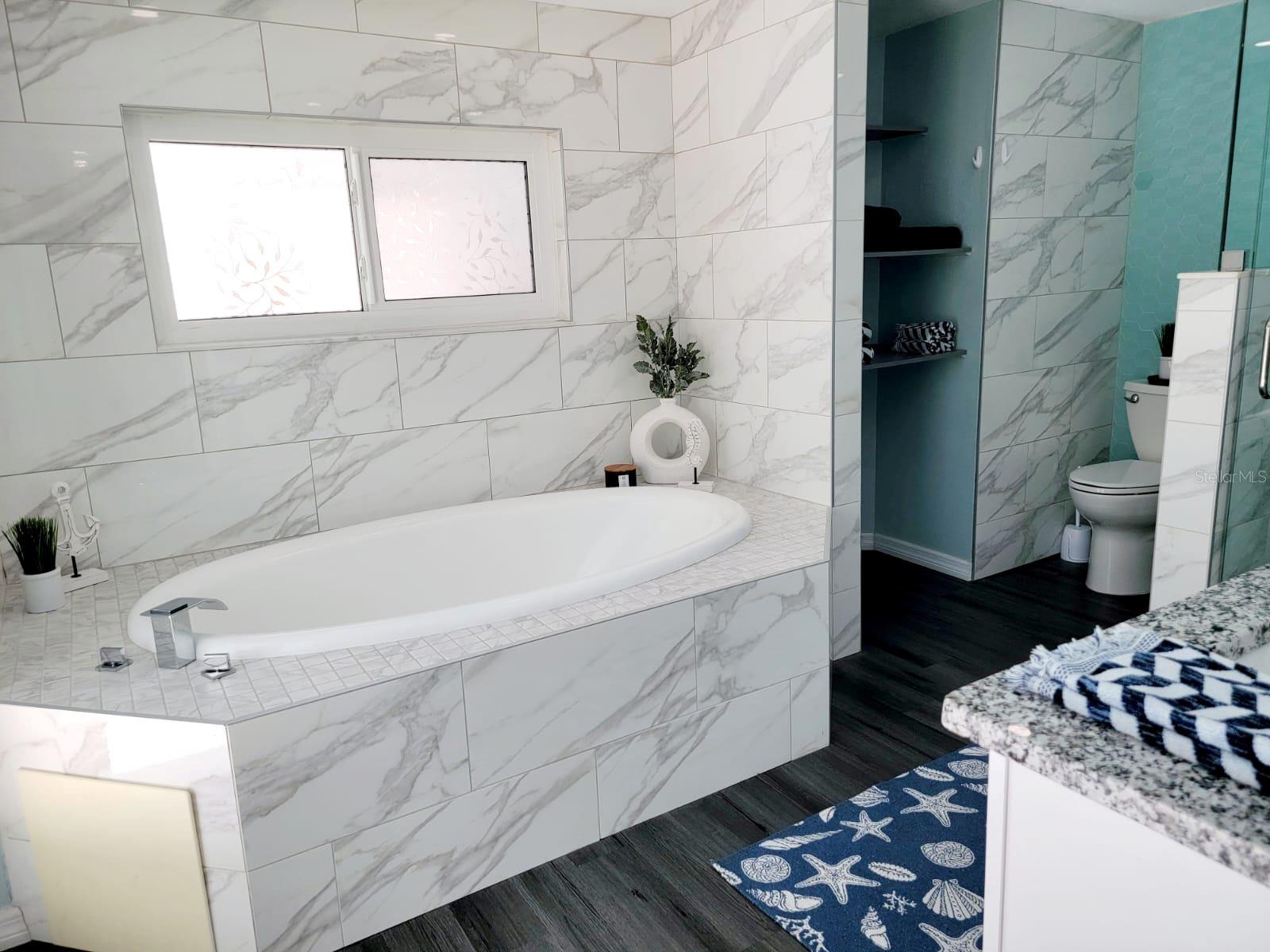 RIDGEWOOD - Residential