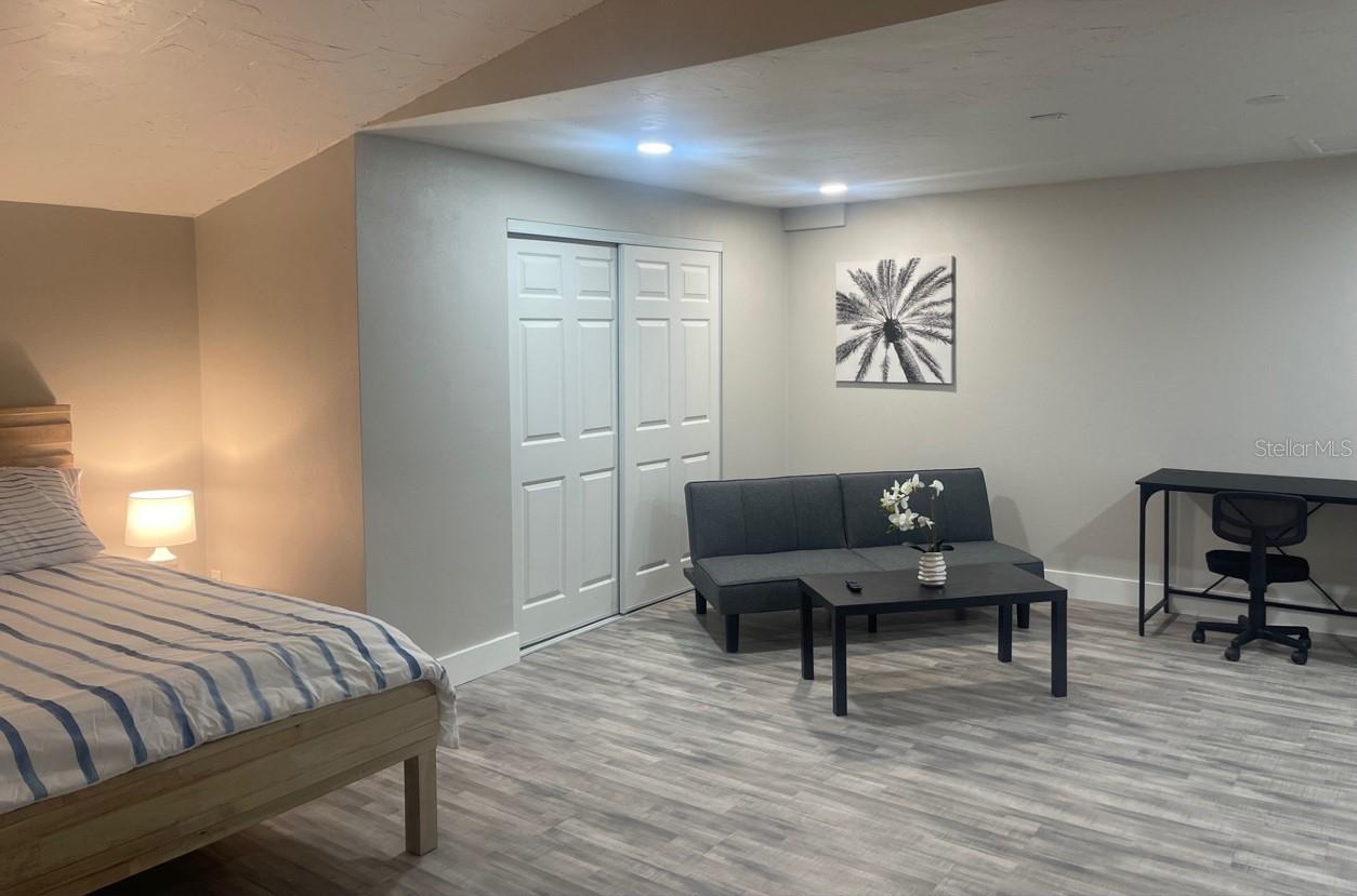 RIDGEWOOD - Residential