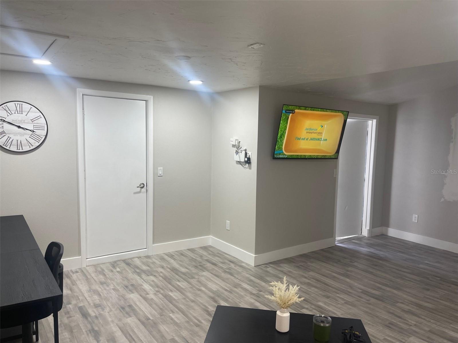 RIDGEWOOD - Residential